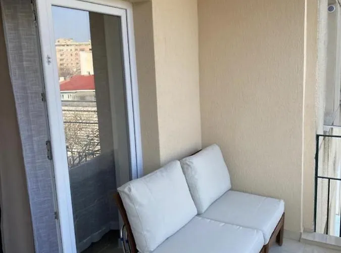 Luxury Center - Amzei Romana Bukarest